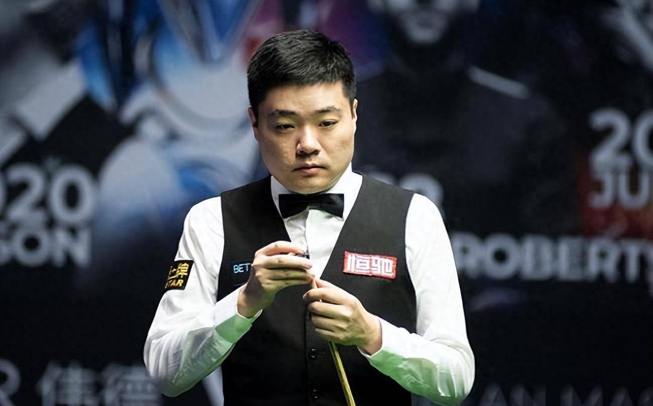 批评甚至严 批评甚至严